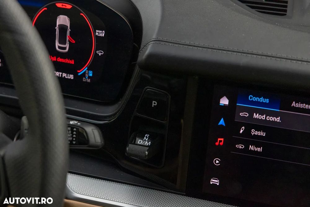 Porsche Cayenne Coupe E-Hybrid - 35