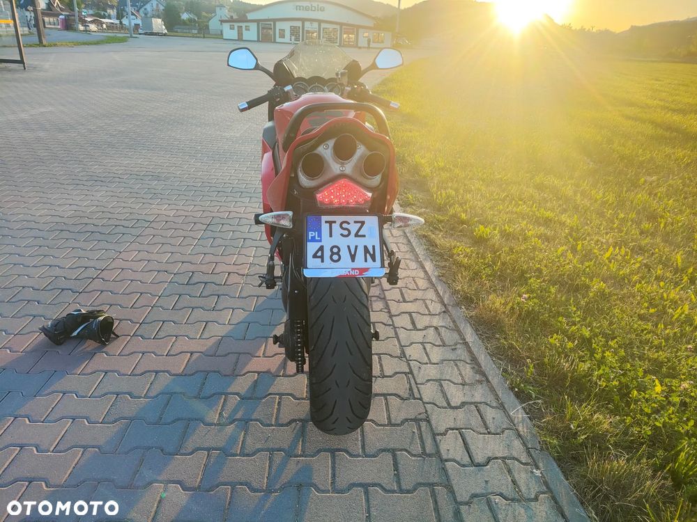 Triumph Sprint - 4