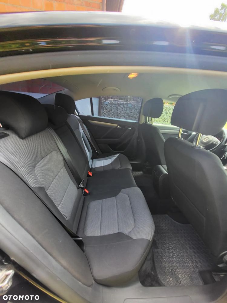 Volkswagen Passat Variant 2.0 TDI BlueMotion Technology Comfortline - 8