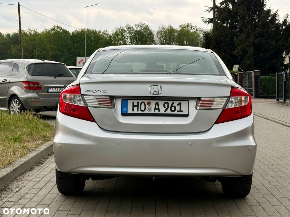 Honda Civic 1.8i-VTEC Executive - 11