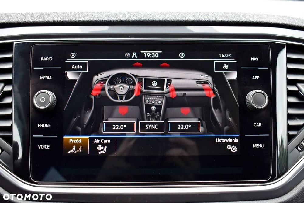 Volkswagen T-Roc 1.5 TSI R-Line DSG - 24