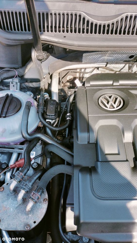 Volkswagen Touran - 24