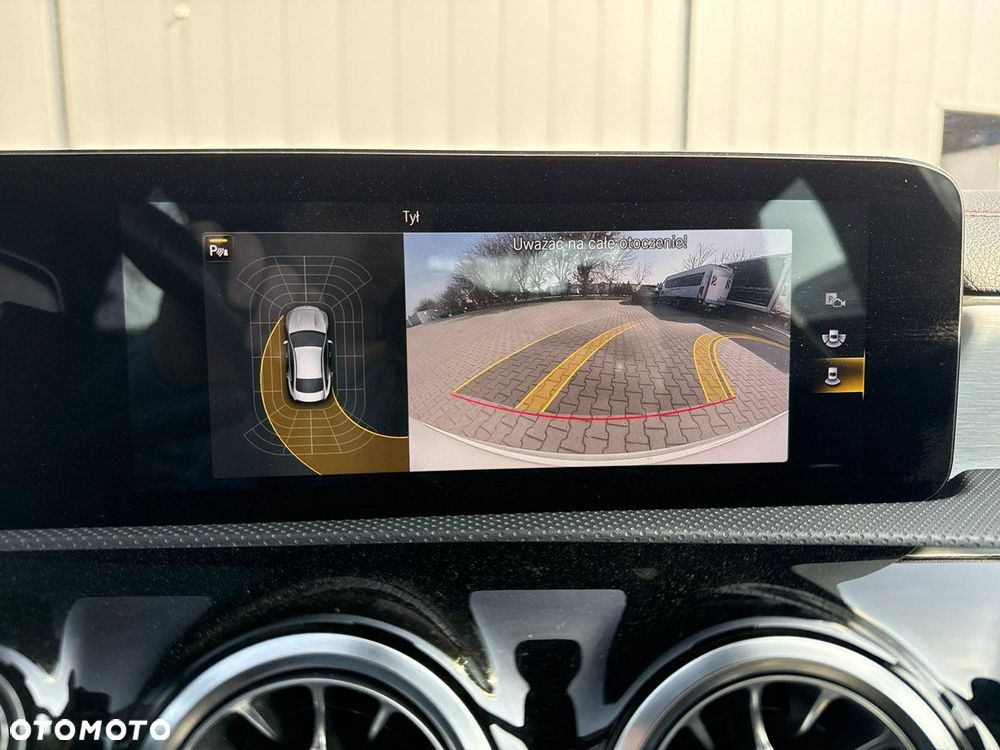 Mercedes-Benz CLA - 26