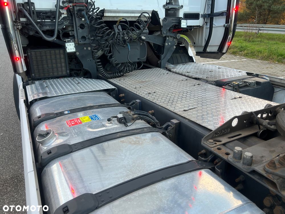 Scania Scania R650 z Niemiec bez EGR tylko SCR pełne wyposażenie FULL AIR V8 - 23