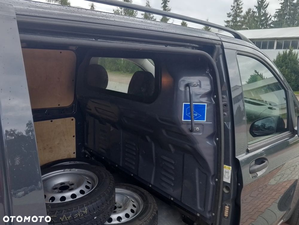 Mercedes-Benz Vito - 27