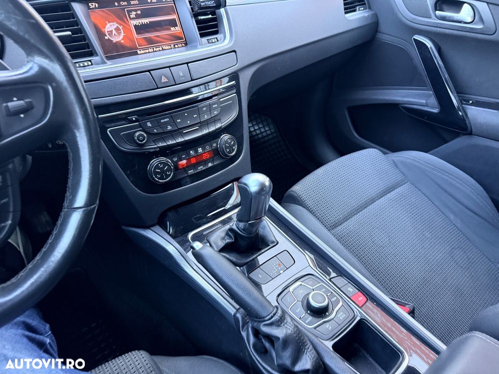 Peugeot 508 SW BlueHDi 120 EAT6 Stop&Start Allure - 4