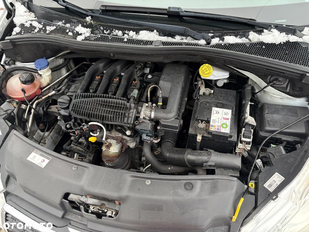 Peugeot 208 PureTech 82 Allure - 10