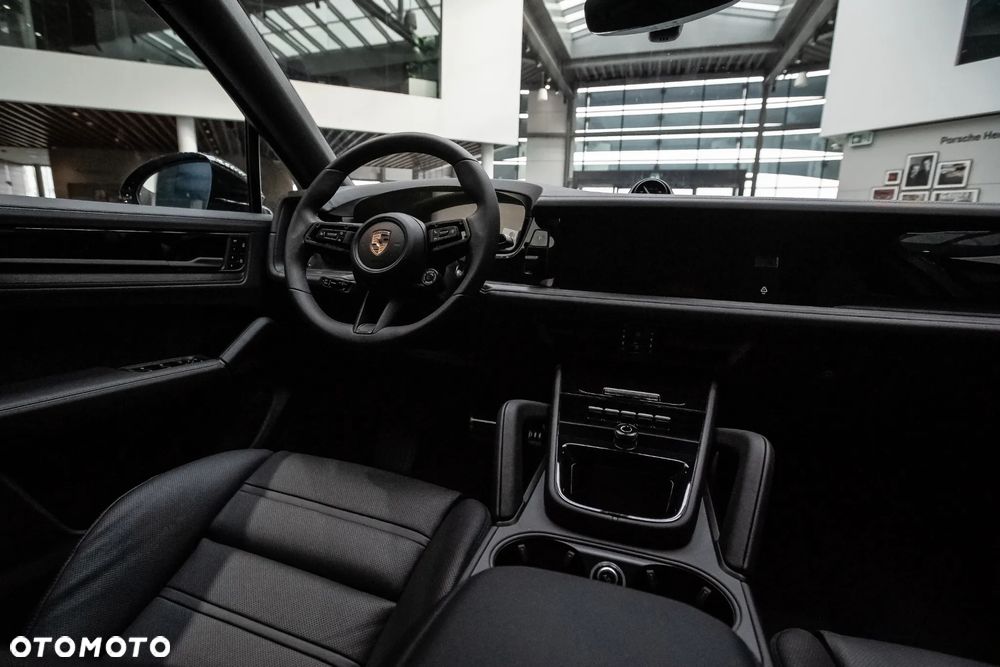 Porsche Cayenne S E-Hybrid PHEV Black Edition - 18