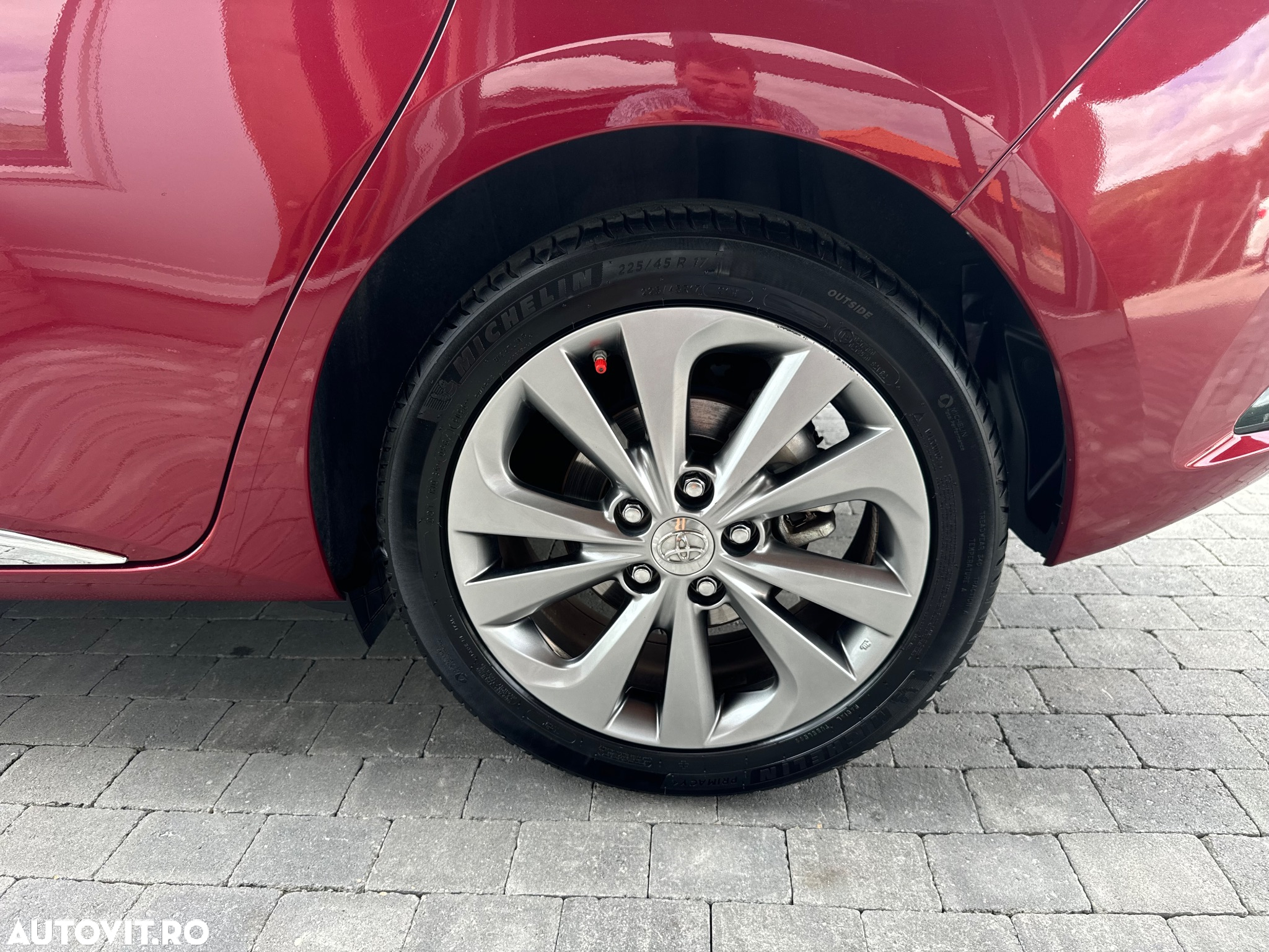 Toyota Auris 1.8 VVT-i Hybrid Automatik Design Edition - 29