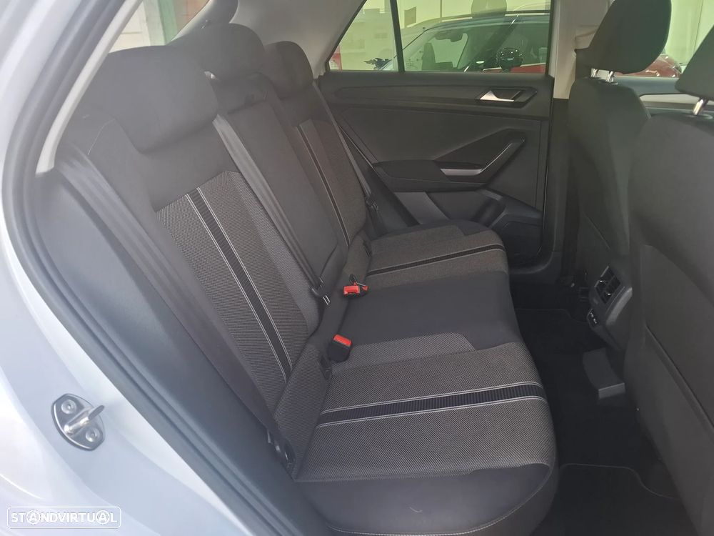 VW T-Roc 1.0 TSI Style - 40