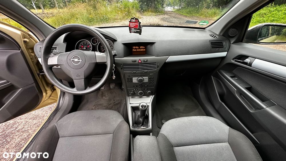 Opel Astra 1.6 Sport - 11