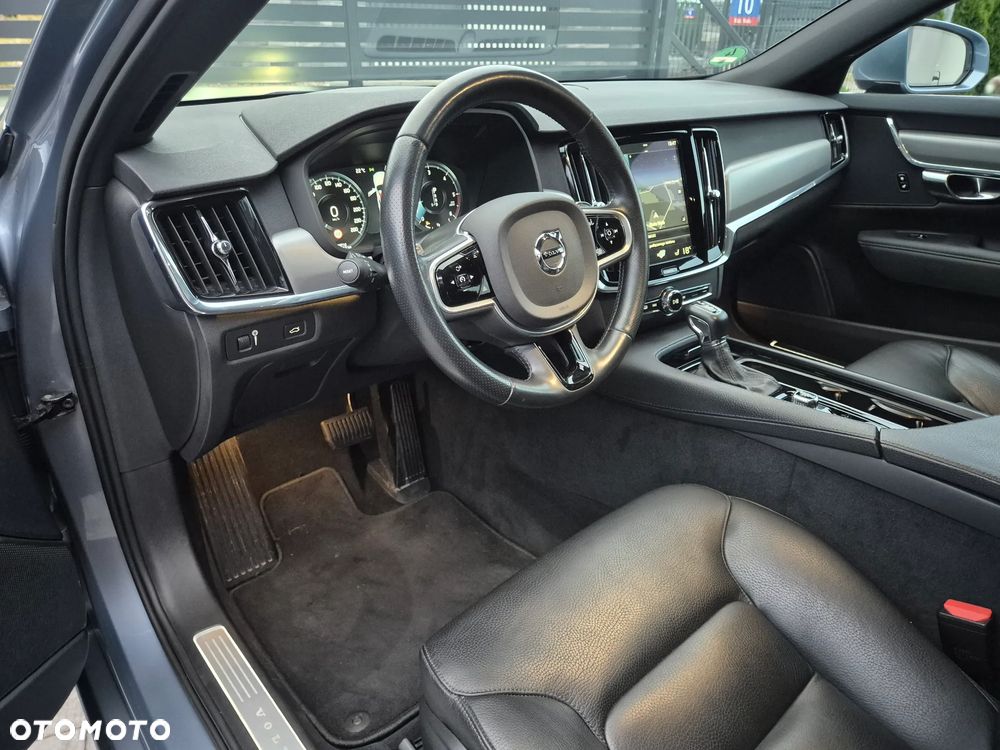 Volvo V90 D4 Geartronic Momentum - 34
