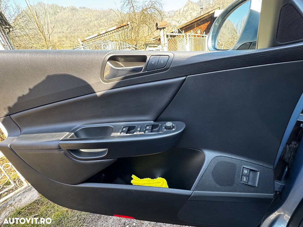 Volkswagen Passat 2.0 TDI Highline - 12