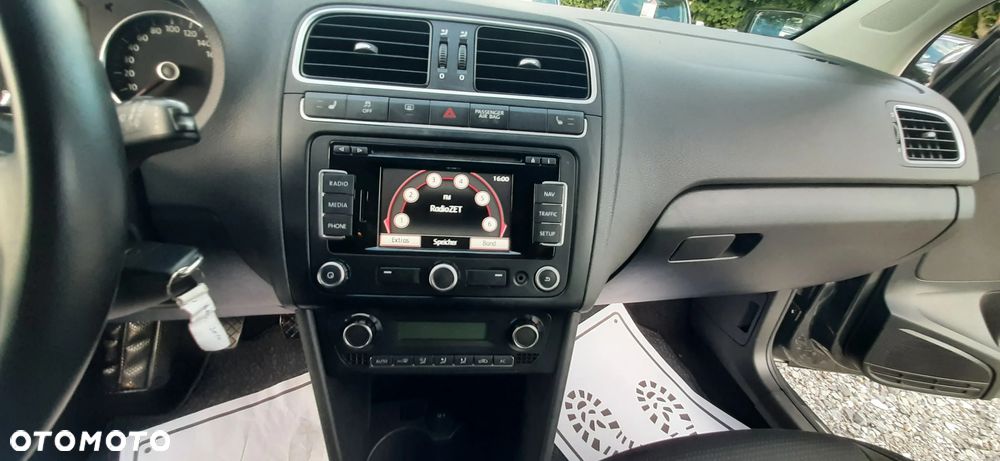 Volkswagen Polo - 33