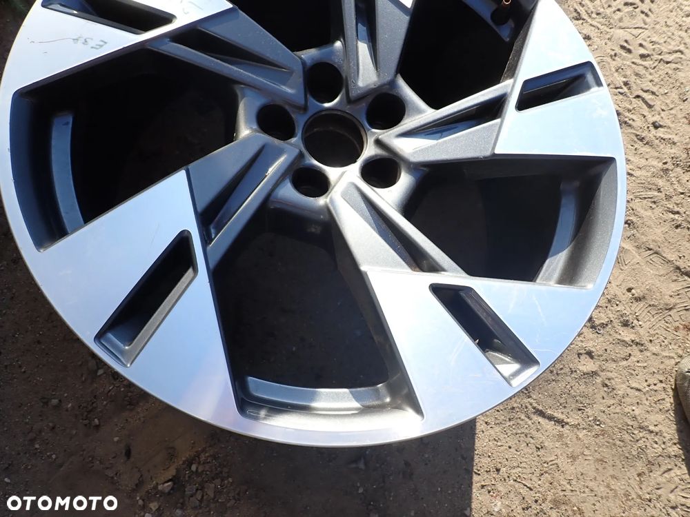 AUDI Q7 E-TRON ALUFELGA 20' 4KE601025T - 2