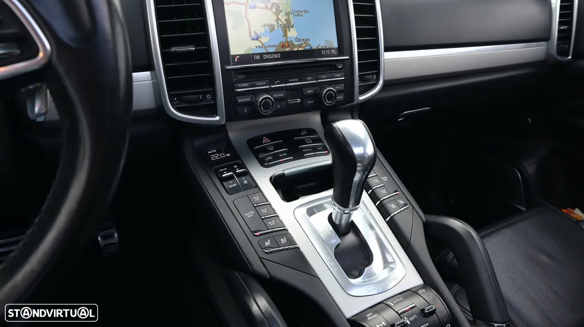 Porsche Cayenne S - 55