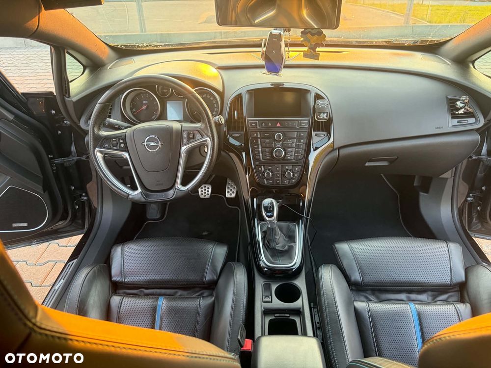 Opel Astra OPC - 7