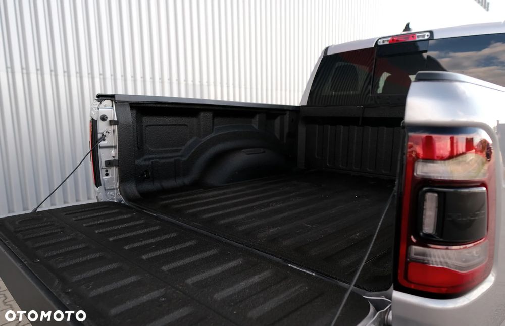 RAM 1500 5.7 Crew Cab Bighorn - 22