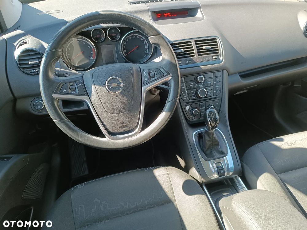 Opel Meriva - 14