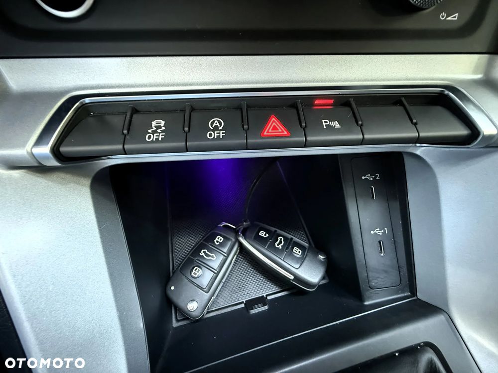 Audi Q3 35 TFSI S tronic - 33