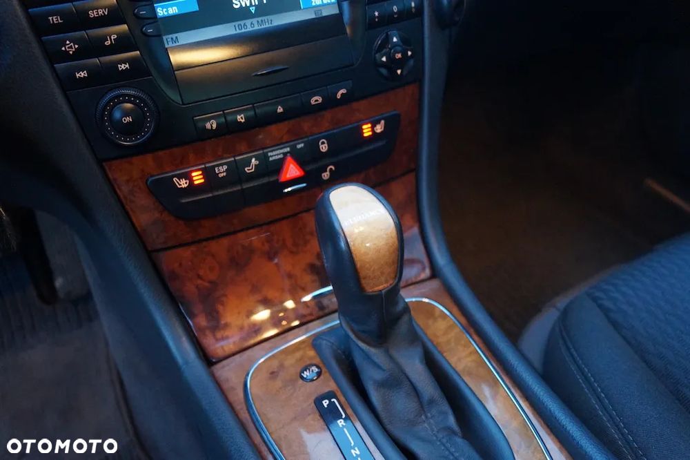 Mercedes-Benz Klasa E 200 Kompressor Automatik Elegance - 19