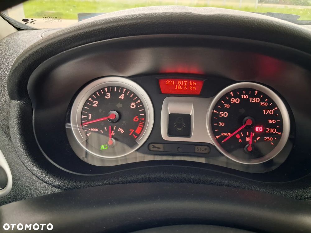 Renault Clio - 7