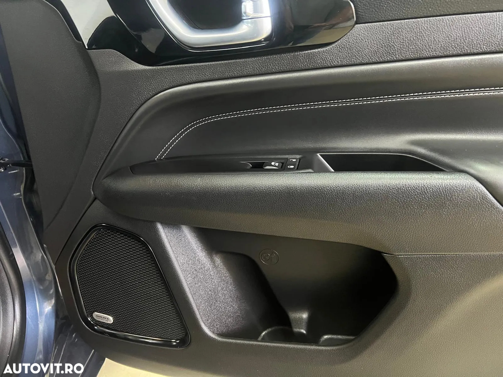 Jeep Compass 1.3 T4 4xe PLUG-IN HYBRID Automatik S - 15