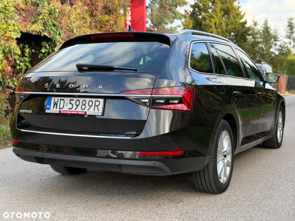 Skoda Superb 2.0 TDI SCR Ambition DSG - 4