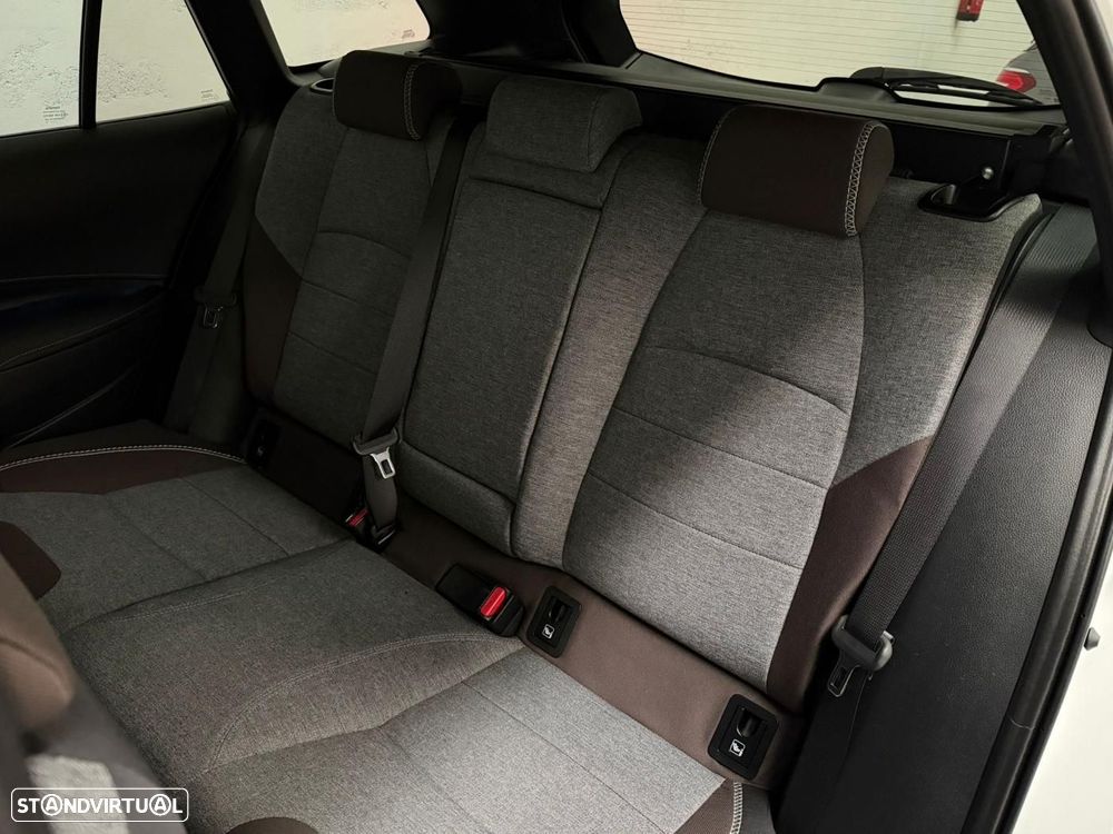 Toyota Corolla Touring Sports 1.8 Hybrid Trek - 37