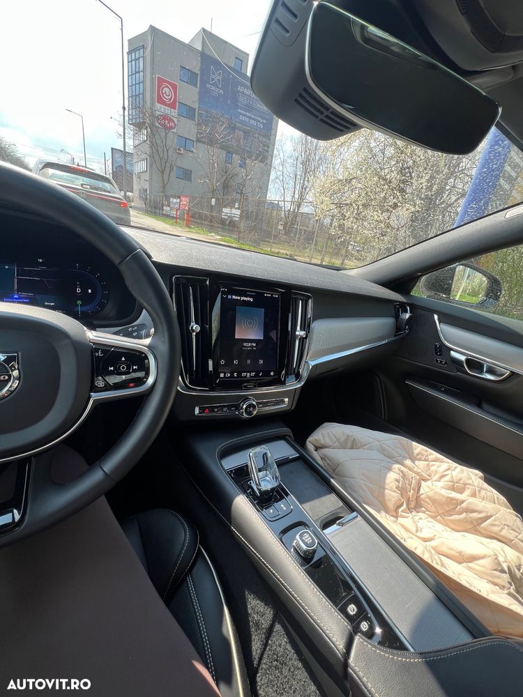 Volvo S90 B4 MHEV AT Plus Bright - 26