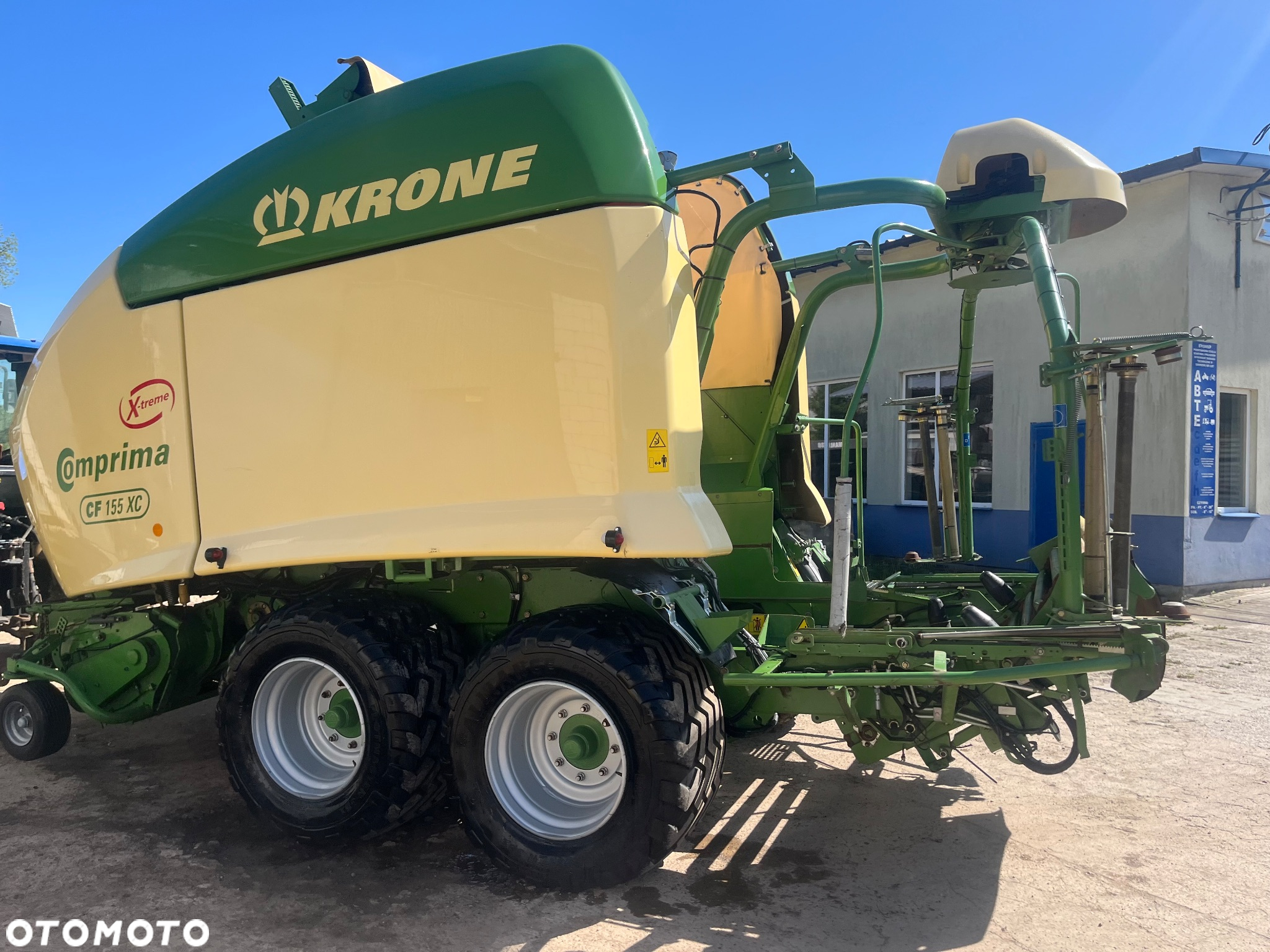 Krone Cf 155 combi xtreme fabrycznie mocniejsza prasa na długie prace w polu - 6