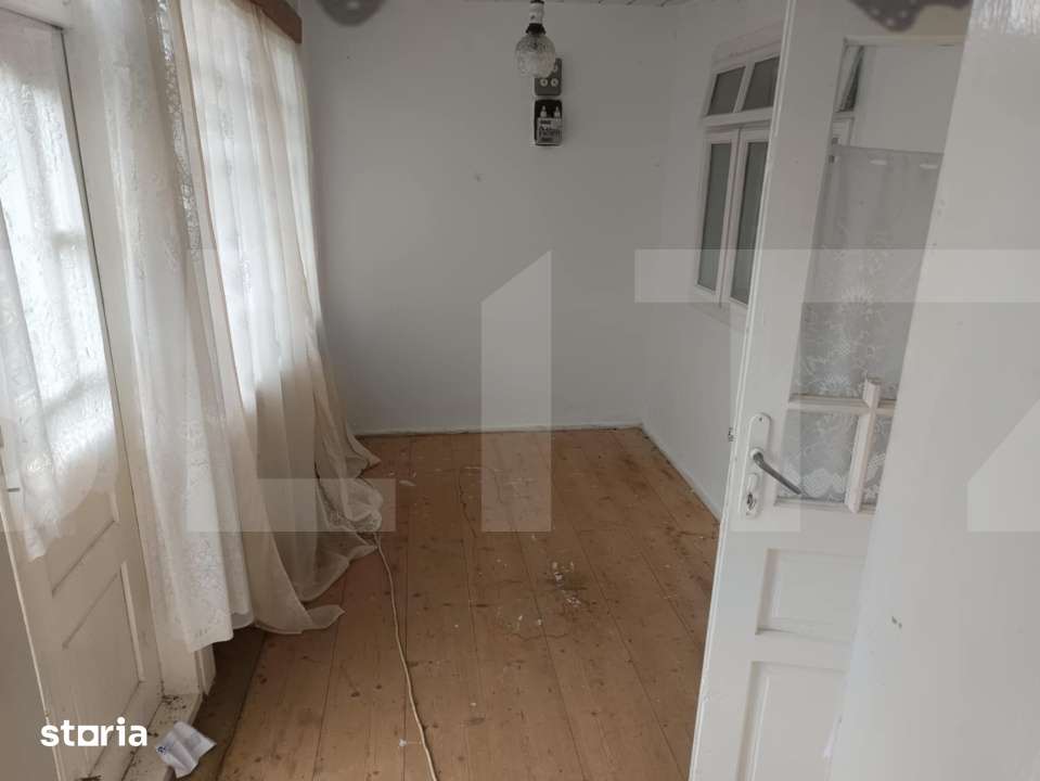 Casa + 2.700 mp teren in Leorda - La strada principala - 17km Botosani - Imagine principală: 3/7