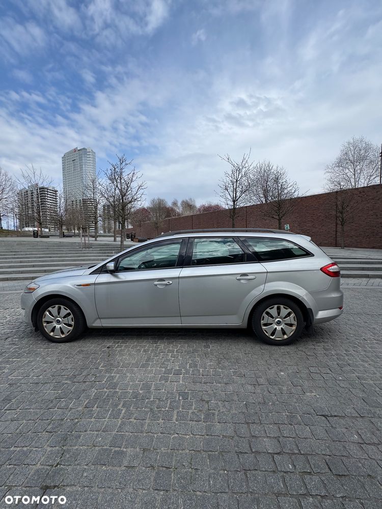 Ford Mondeo 2.0 TDCi Titanium - 9