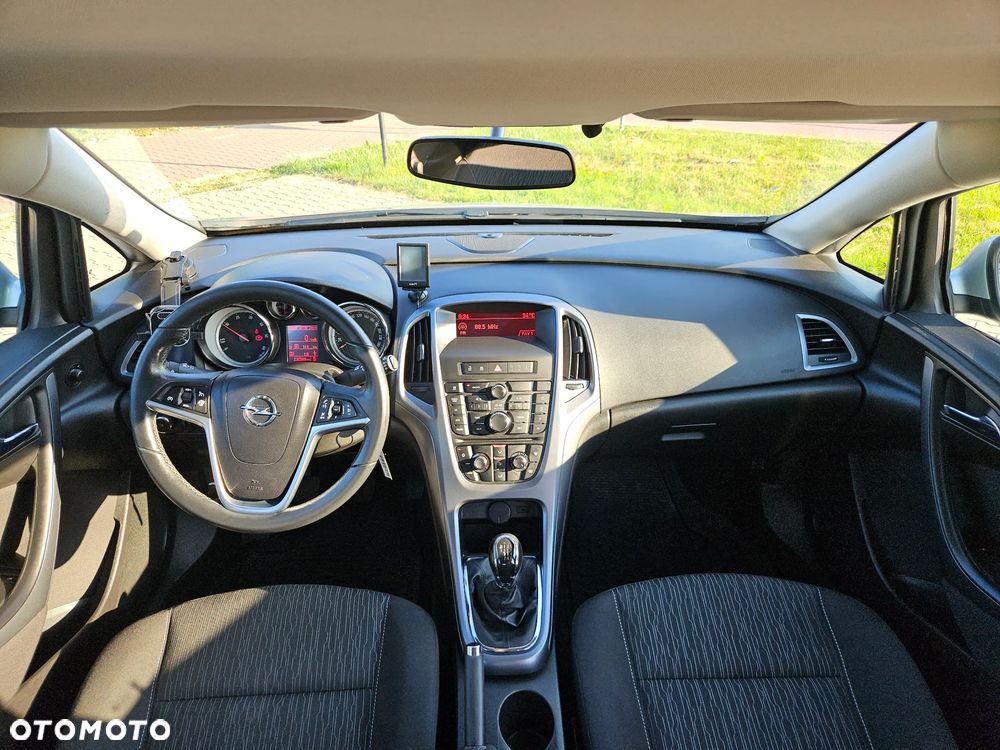 Opel Astra 1.6 CDTI Enjoy - 11