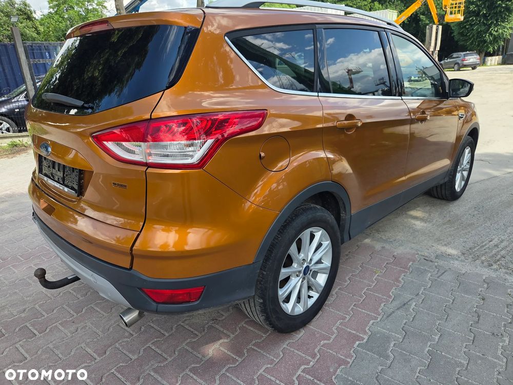 Ford Kuga 2.0 TDCi 4x4 Titanium - 4