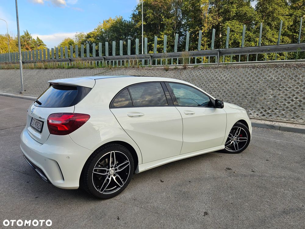 Mercedes-Benz Klasa A 220 4-Matic AMG Line - 7