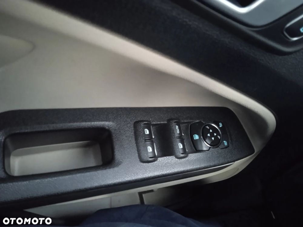Ford EcoSport - 13