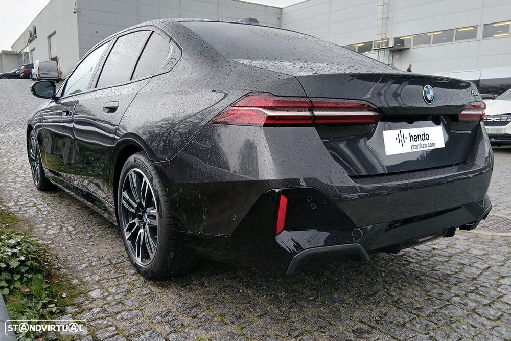 BMW 520 d Pack Desportivo M Pro - 4