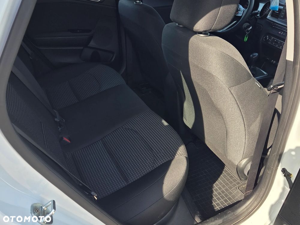 Kia Ceed 1.4 T-GDI M - 15