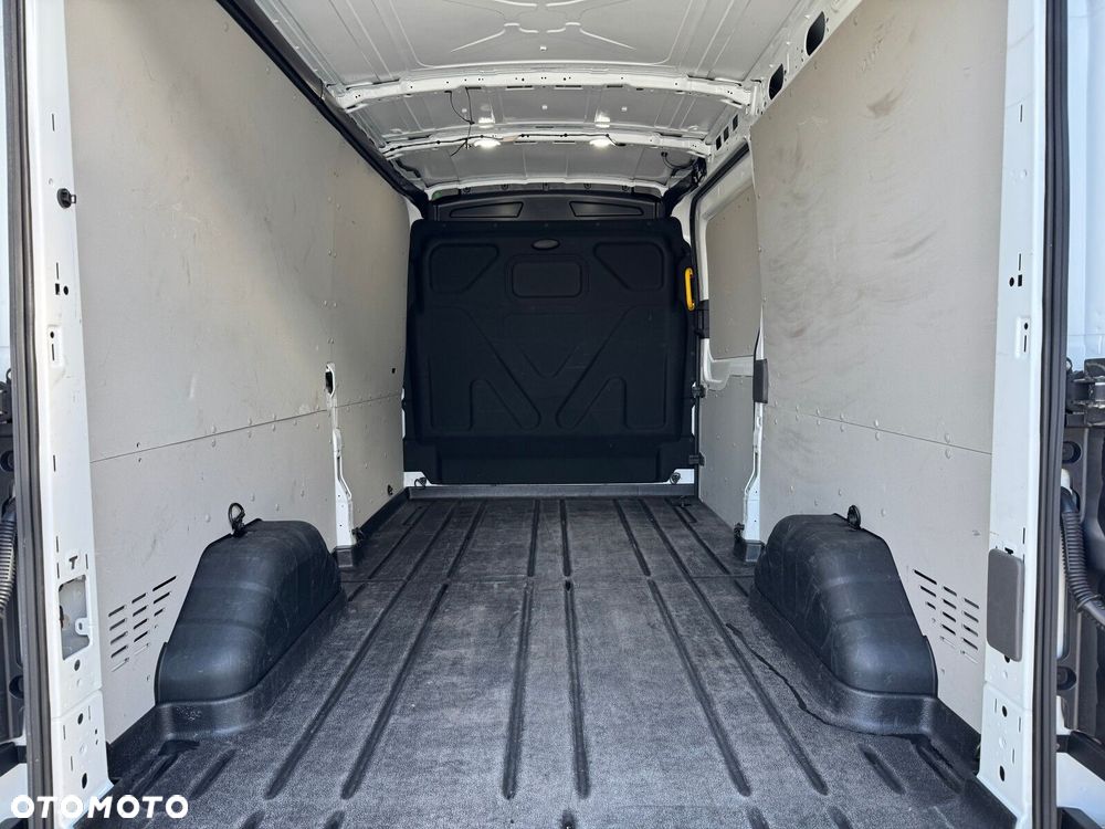 Ford transit L3H2 - 16