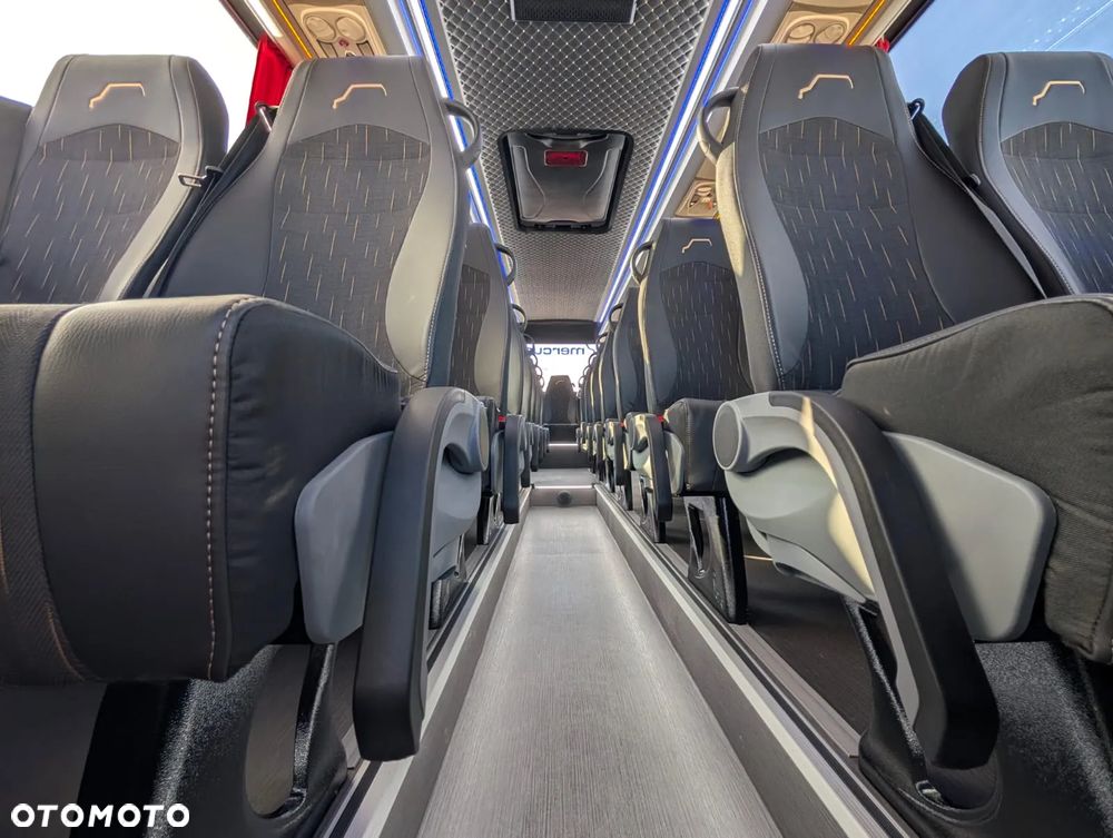 Mercedes-Benz Sprinter 519 - 27