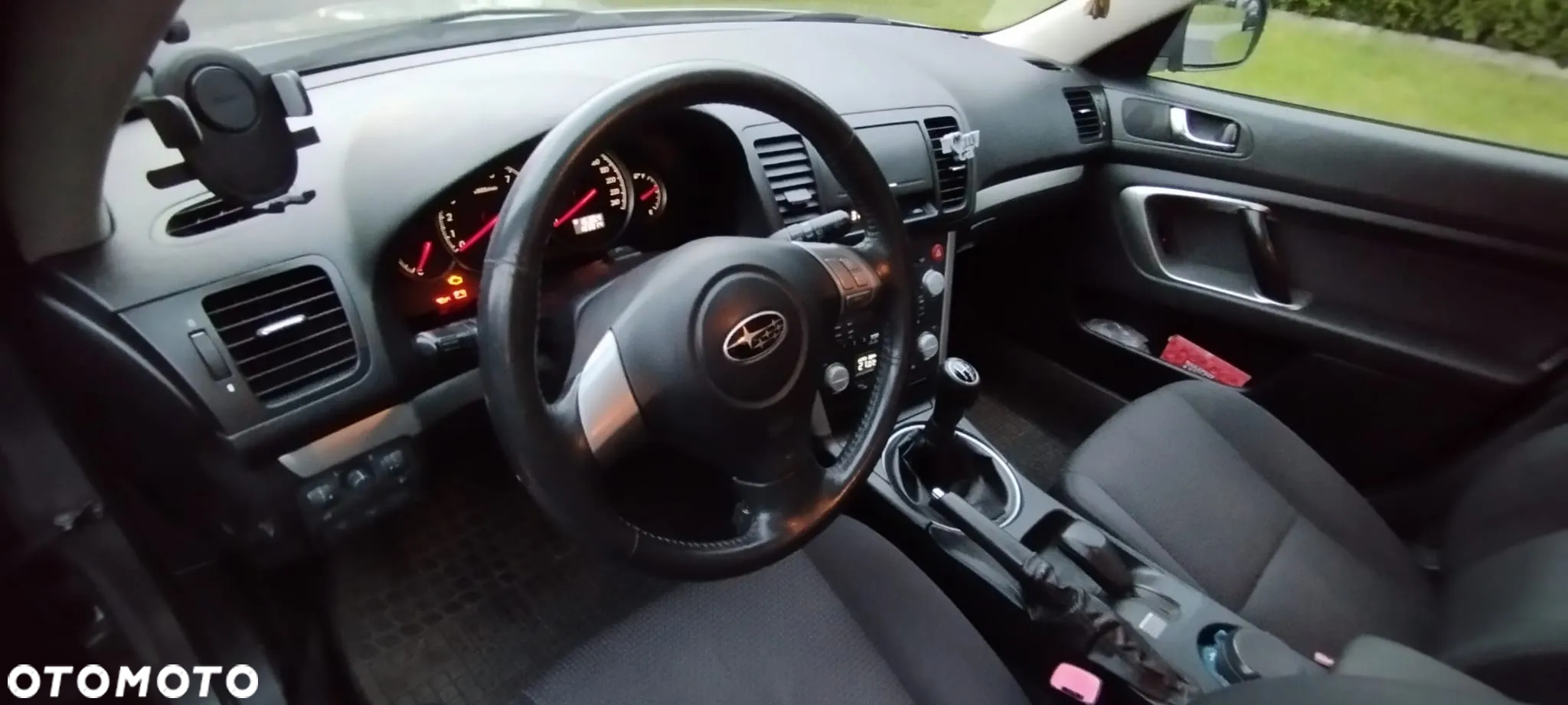 Subaru Legacy - 9