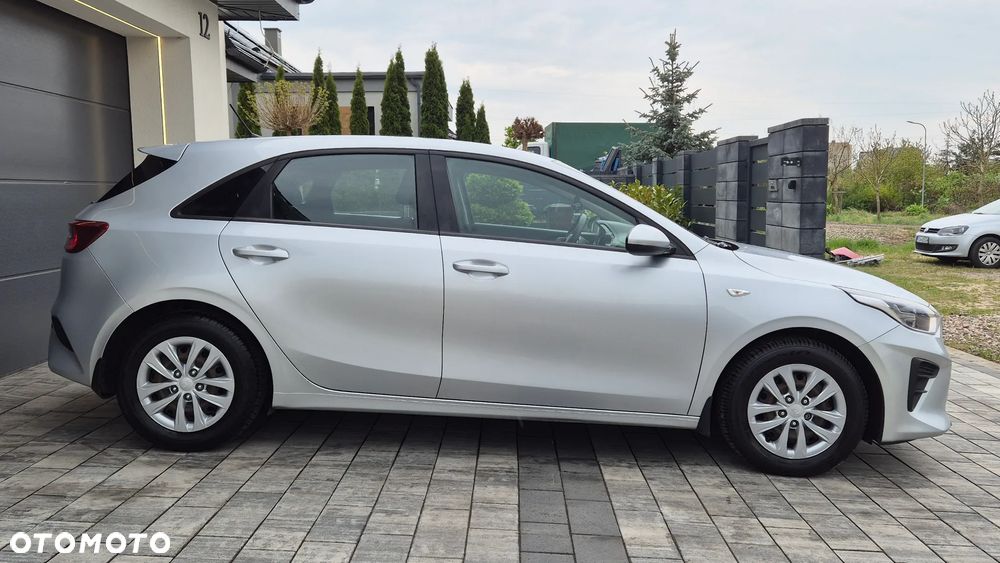 Kia Ceed - 4