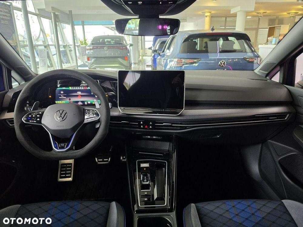 Volkswagen Golf Variant - 24