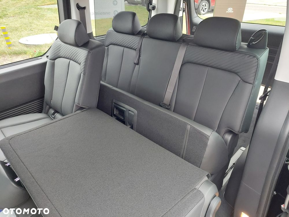 Hyundai Staria 1.6 T-GDI HEV Smart VIP - 9