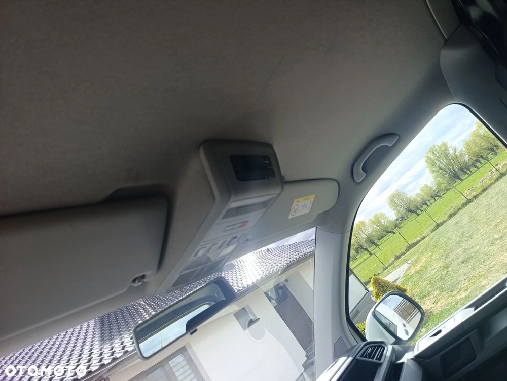 Volkswagen Transporter - 10