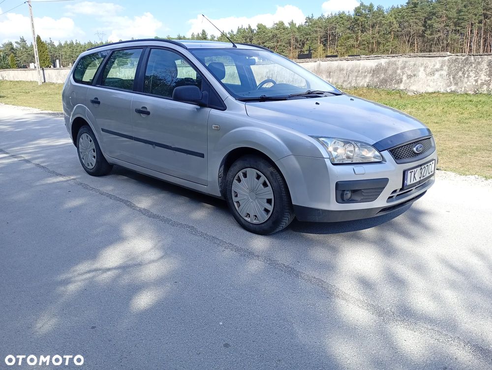 Ford Focus 2.0 Ghia - 2