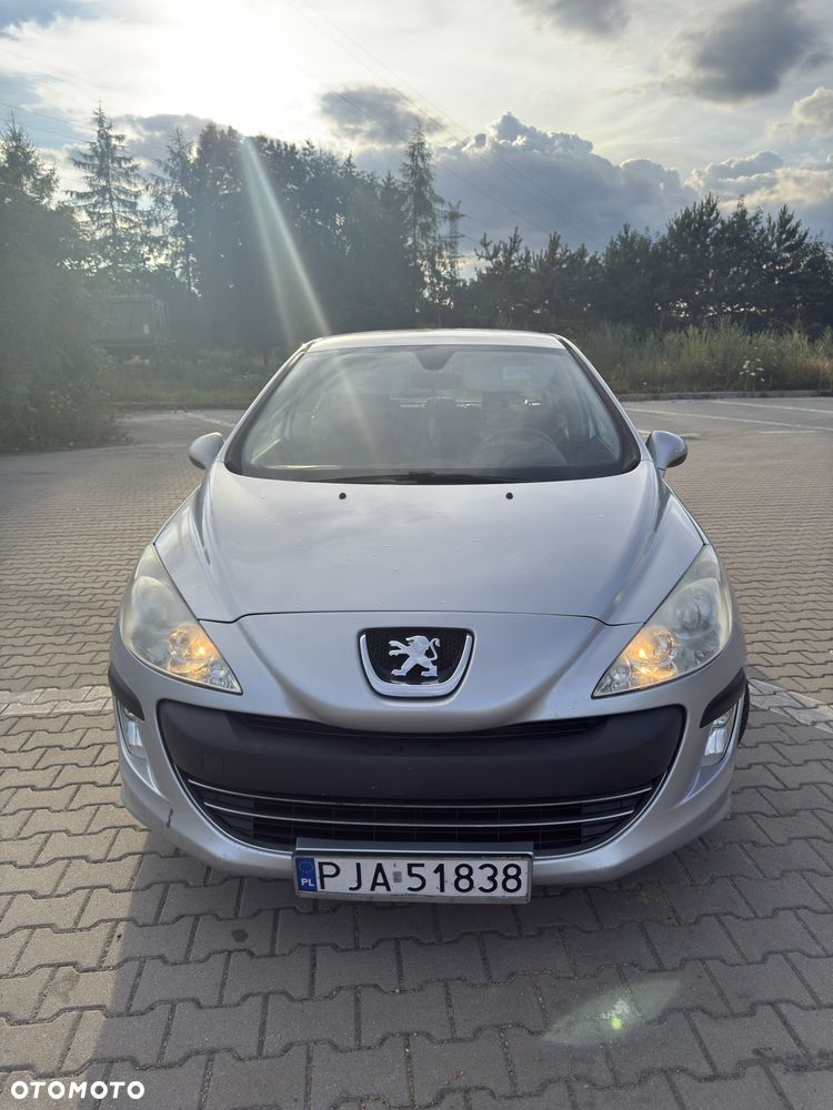Peugeot 308 - 1
