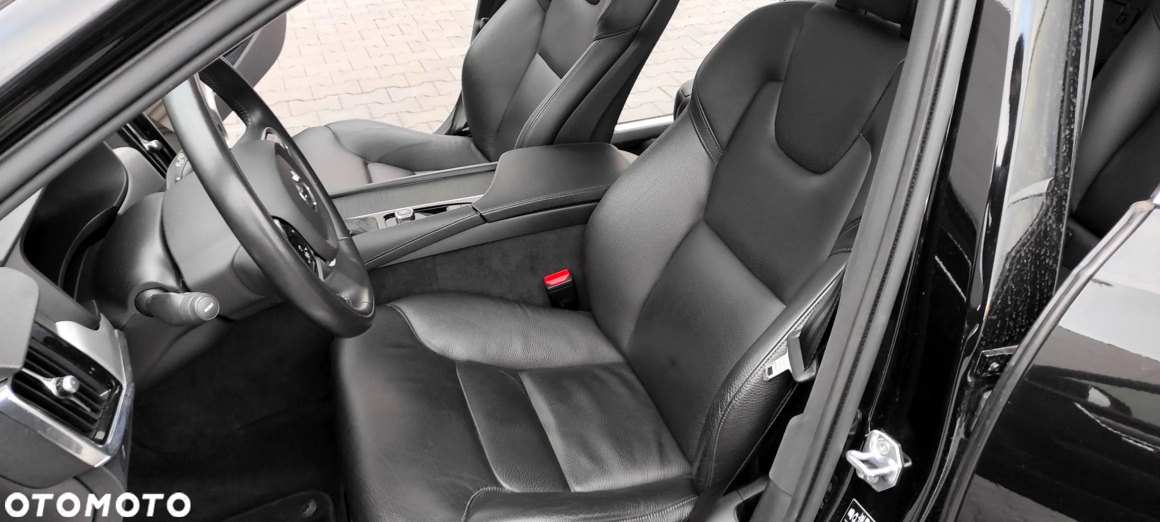 Volvo V90 D4 Momentum - 26