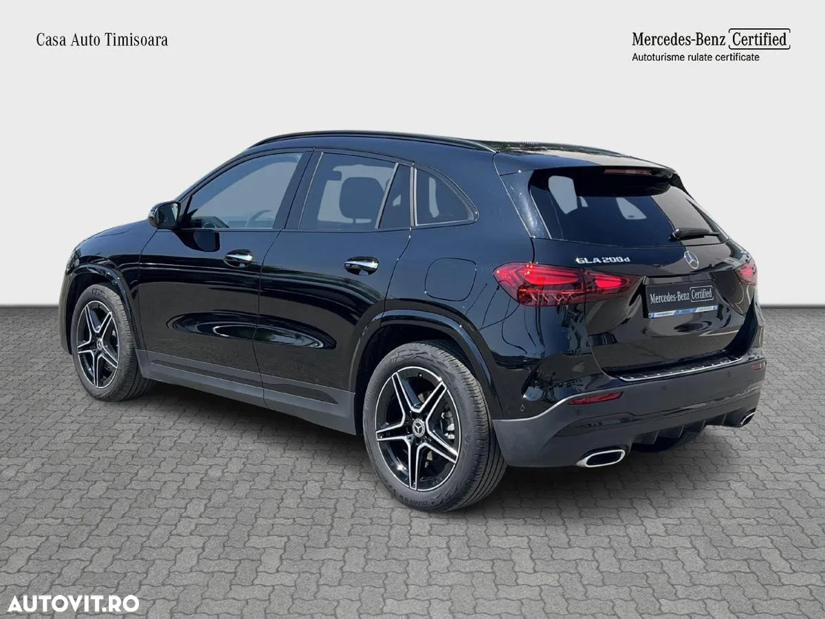 Mercedes-Benz GLA 200 d 4MATIC Aut. - 4